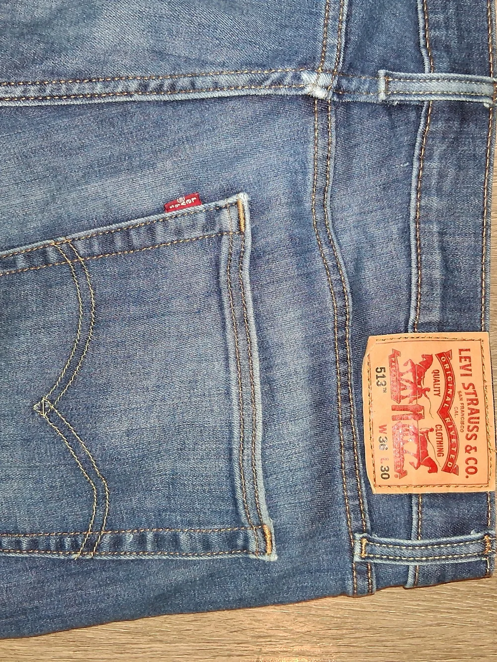 Levi's Men's Slim Straight Jeans - Medium Blue Wash